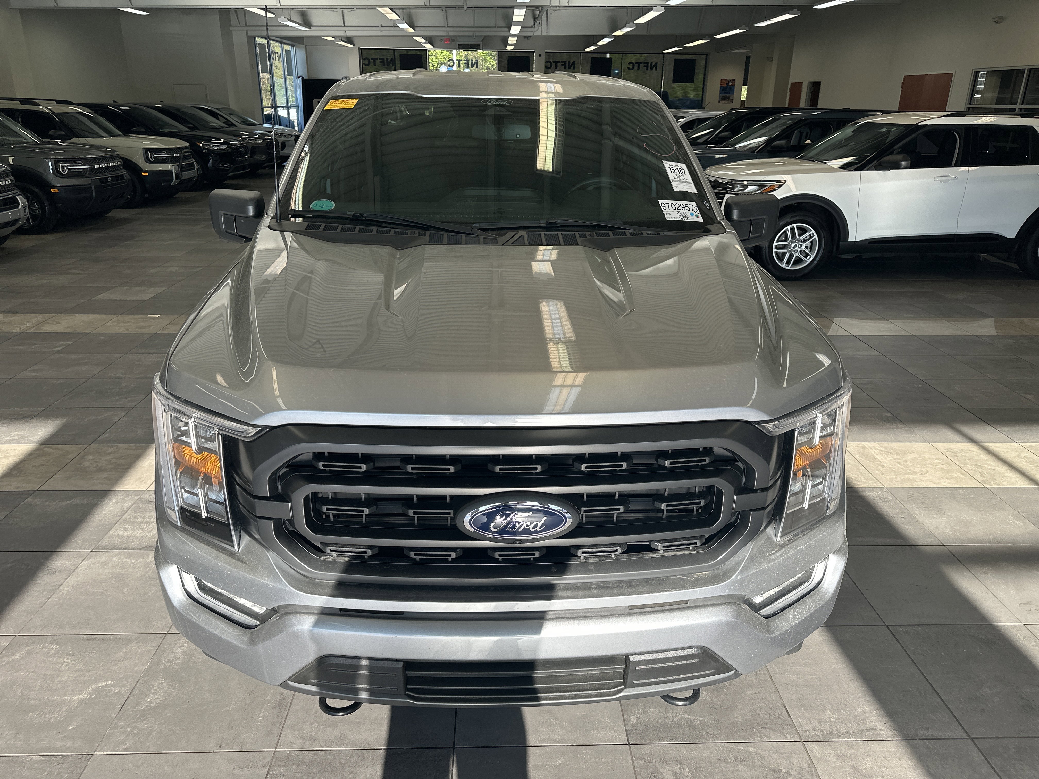 Used 2022 Ford F150 XLT w/ Equipment Group 302A High AWD/4WD image 19