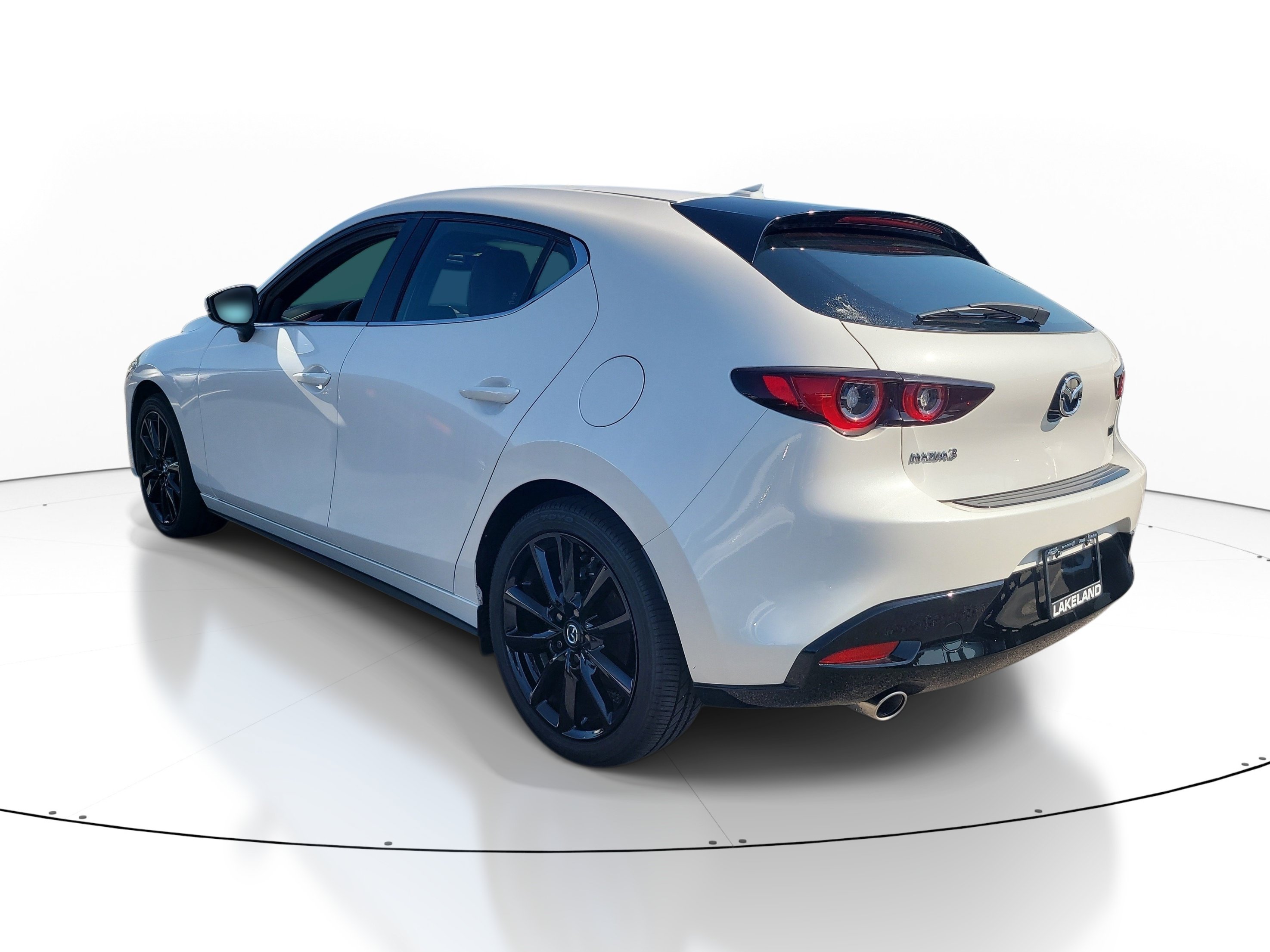 Used 2026 MAZDA MAZDA3 2.5 S Hatchback w/ Premium Pkg FWD image 6