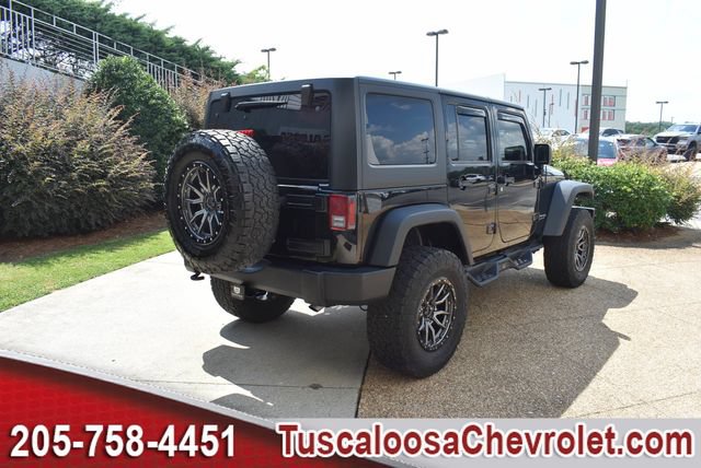 Used 2018 Jeep Wrangler Unlimited Rubicon w/ Connectivity Group AWD/4WD image 10