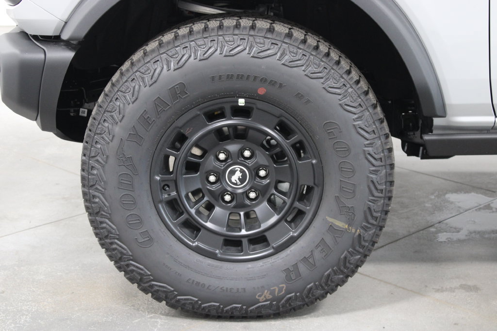 New 2026 Ford Bronco Badlands AWD/4WD image 17