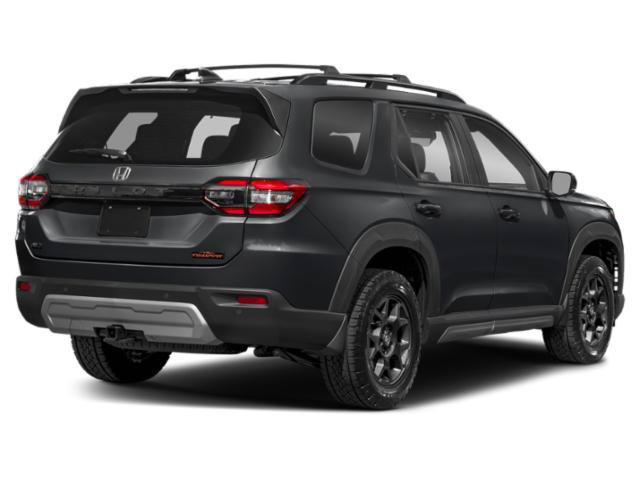 Used 2024 Honda Pilot TrailSport image 2