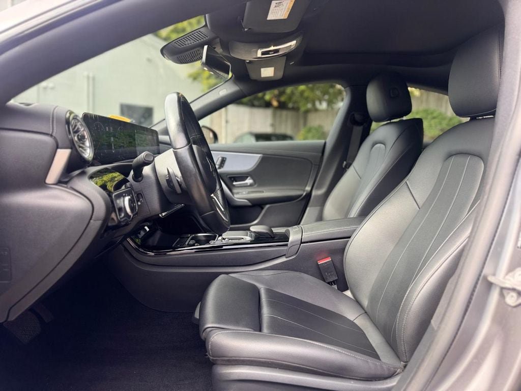 Used 2022 Mercedes-Benz CLA 250 4MATIC w/ Premium Package image 19