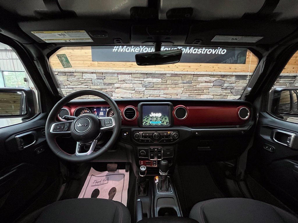 Used 2023 Jeep Gladiator Rubicon w/ Cold Weather Group AWD/4WD image 23