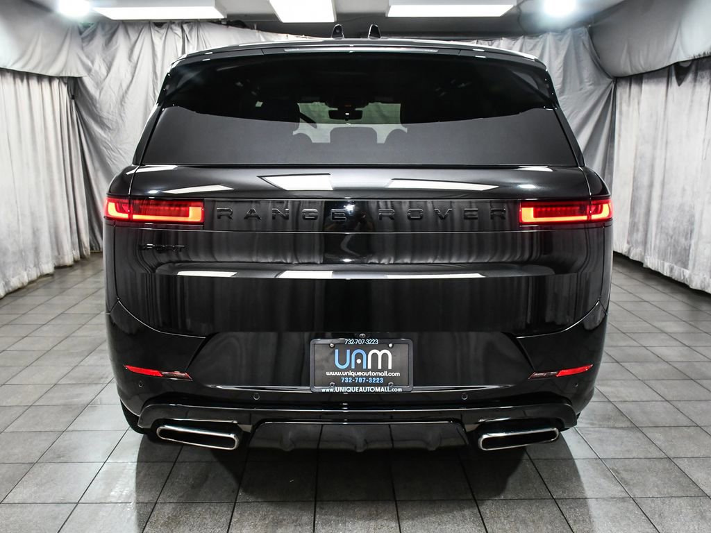 Used 2025 Land Rover Range Rover Sport Autobiography image 5