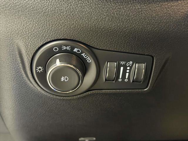 Certified 2022 Jeep Compass Limited w/ Sun and Sound Group image 8