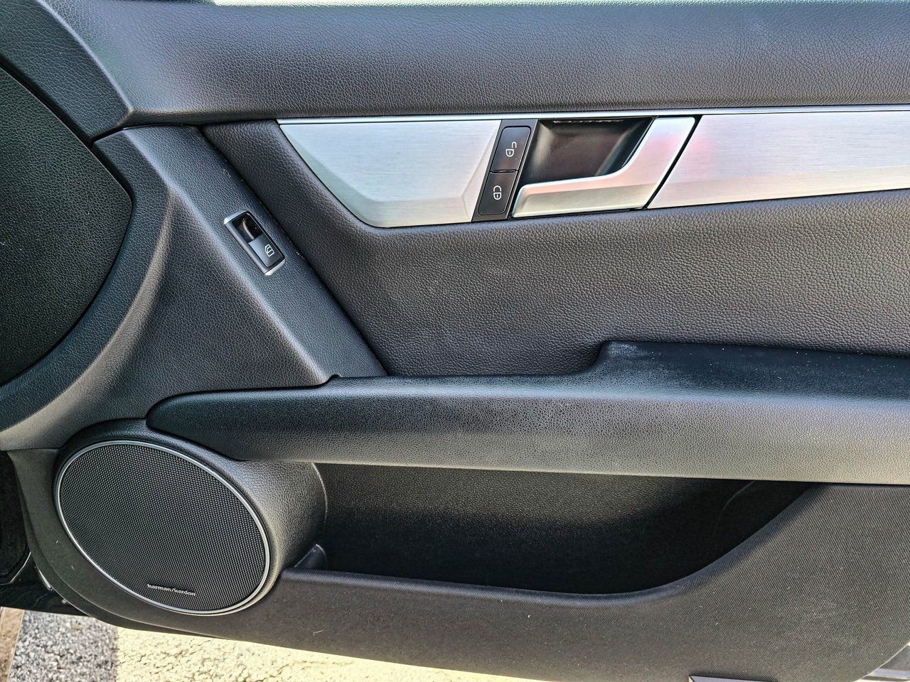 Used 2014 Mercedes-Benz C 300 4MATIC Sedan image 35