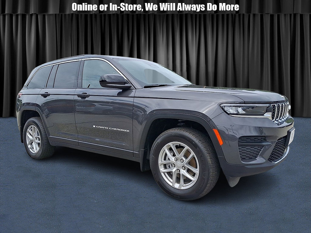 Used 2026 Jeep Grand Cherokee Laredo w/ MOPAR Finishing Package
