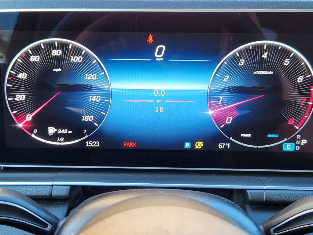 Used 2025 Mercedes-Benz GLE 350 4MATIC image 15