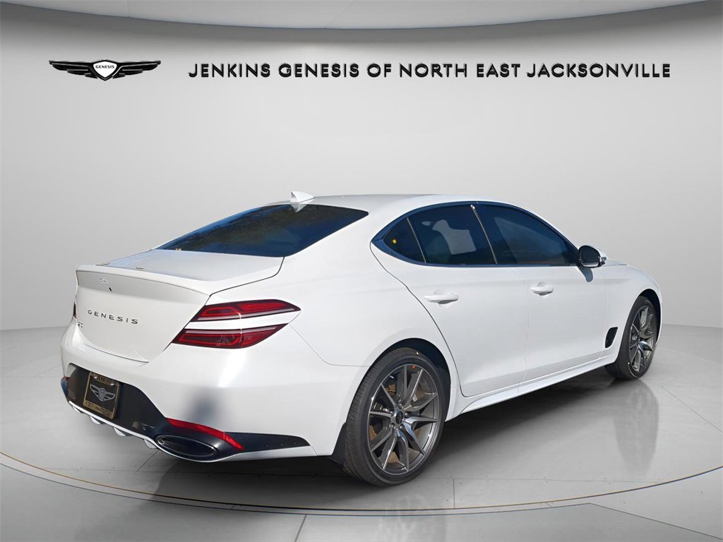Used 2025 Genesis G70 2.5T image 5