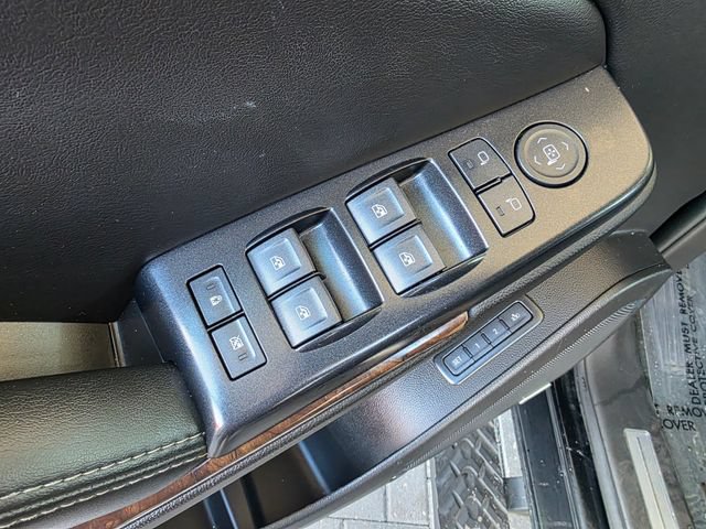Used 2017 Chevrolet Tahoe LT AWD/4WD image 25