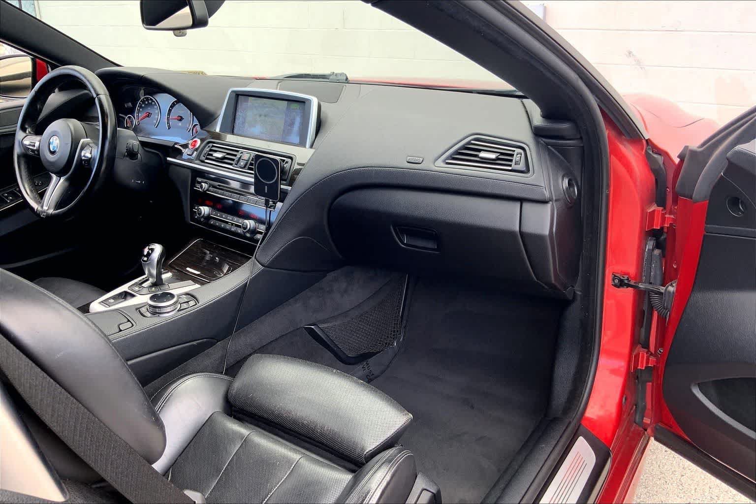 Used 2013 BMW M6 Convertible RWD image 22