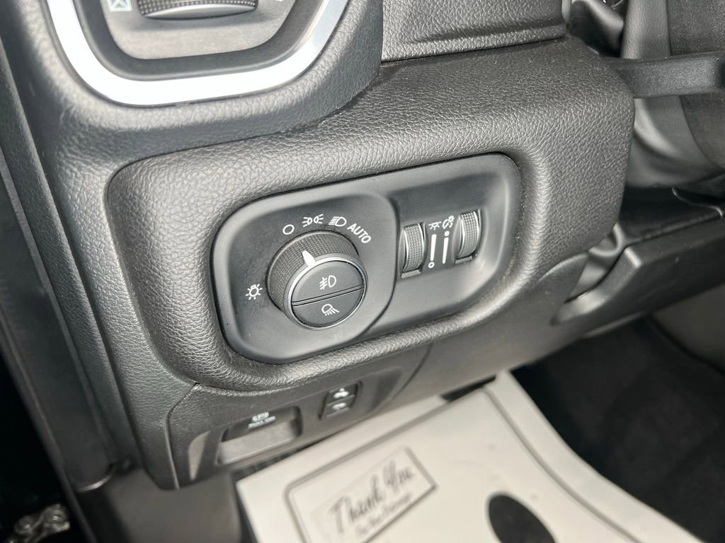 Used 2025 RAM 1500 Laramie image 14
