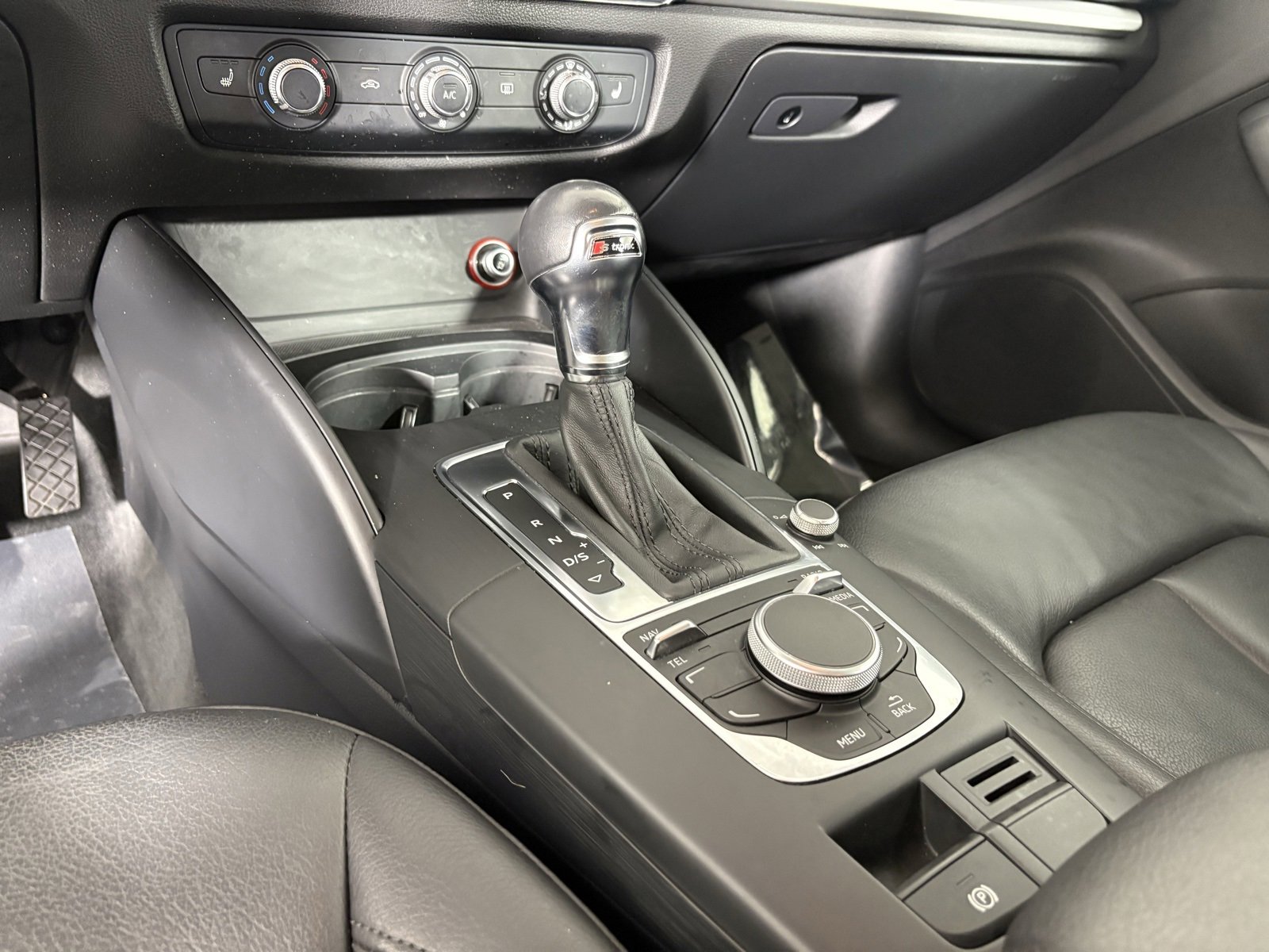 Used 2015 Audi A3 2.0T Premium image 18
