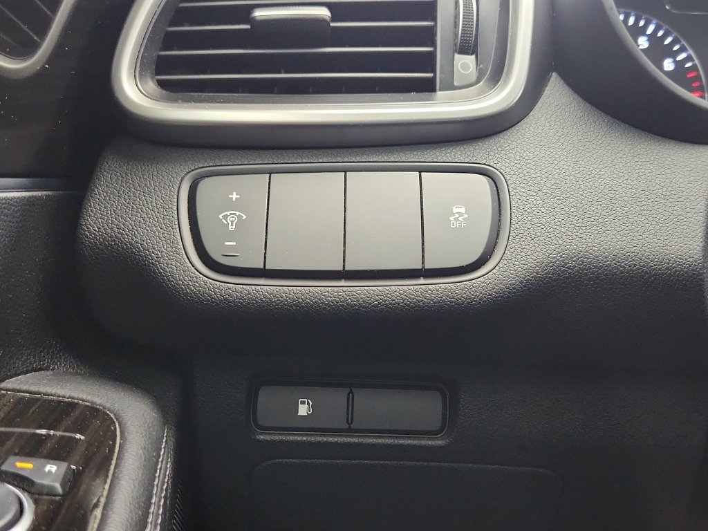 Used 2020 Kia Sorento L FWD image 10