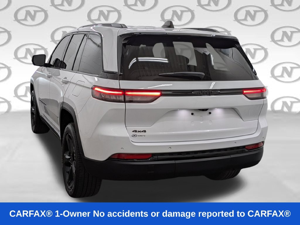 Used 2023 Jeep Grand Cherokee Altitude AWD/4WD image 40