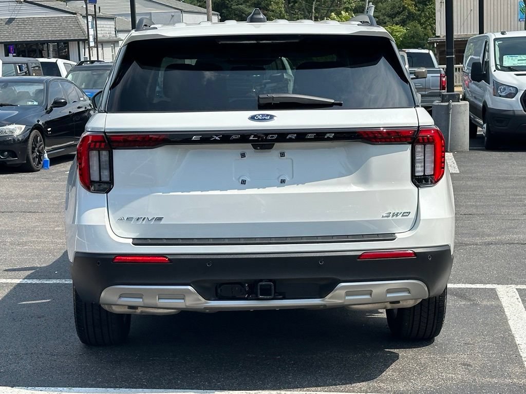 New 2026 Ford Explorer Active w/ Active Comfort Package AWD/4WD image 5