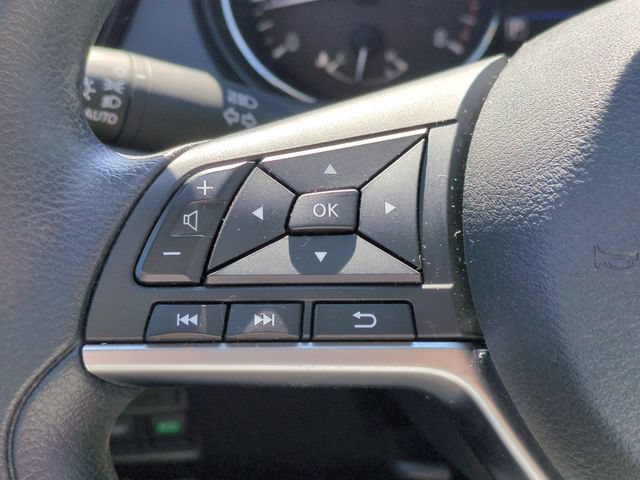 Used 2021 Nissan Rogue Sport S FWD image 16