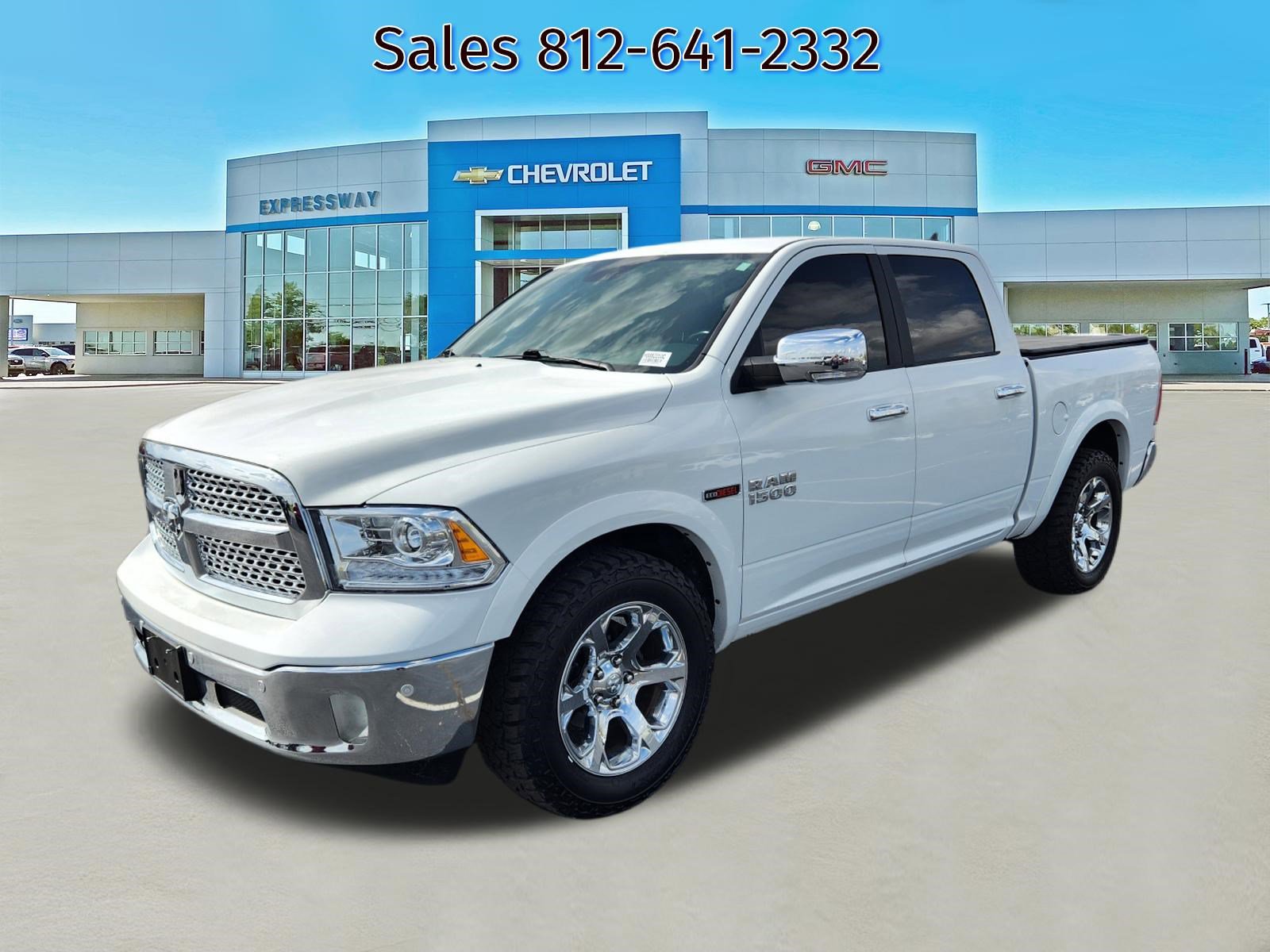 Used 2017 RAM 1500 Laramie w/ Convenience Group image 3