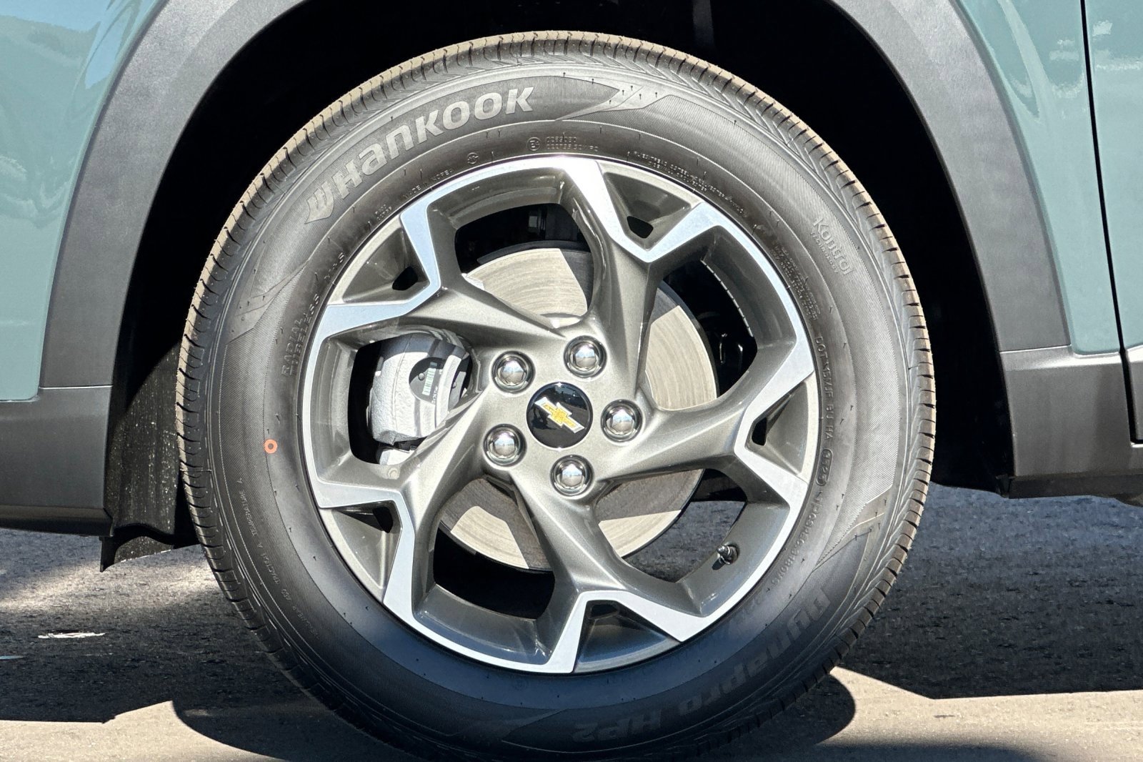 New 2026 Chevrolet Trax LT image 25