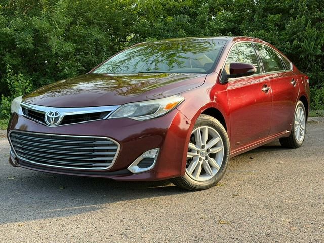 Used 2015 Toyota Avalon XLE Premium FWD image 1