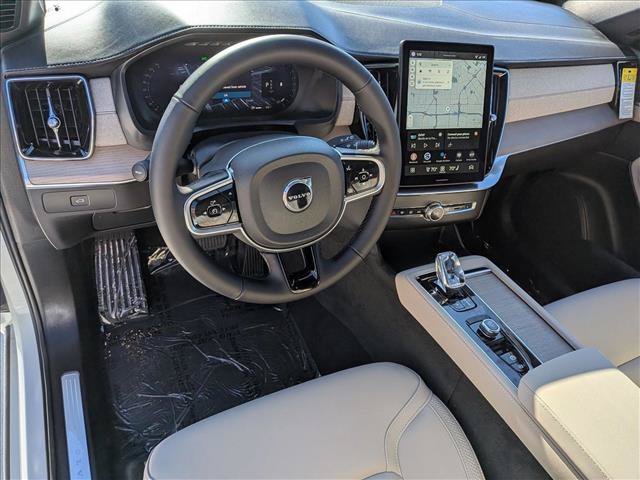 Used 2026 Volvo XC90 B6 Plus w/ Protection Package AWD/4WD image 9