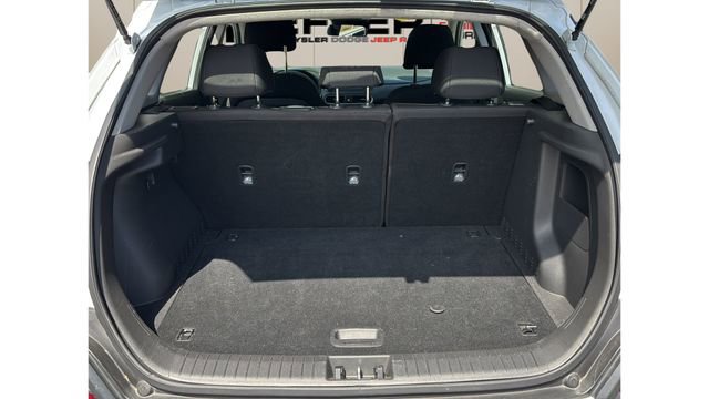 Used 2021 Hyundai Kona SE FWD image 5