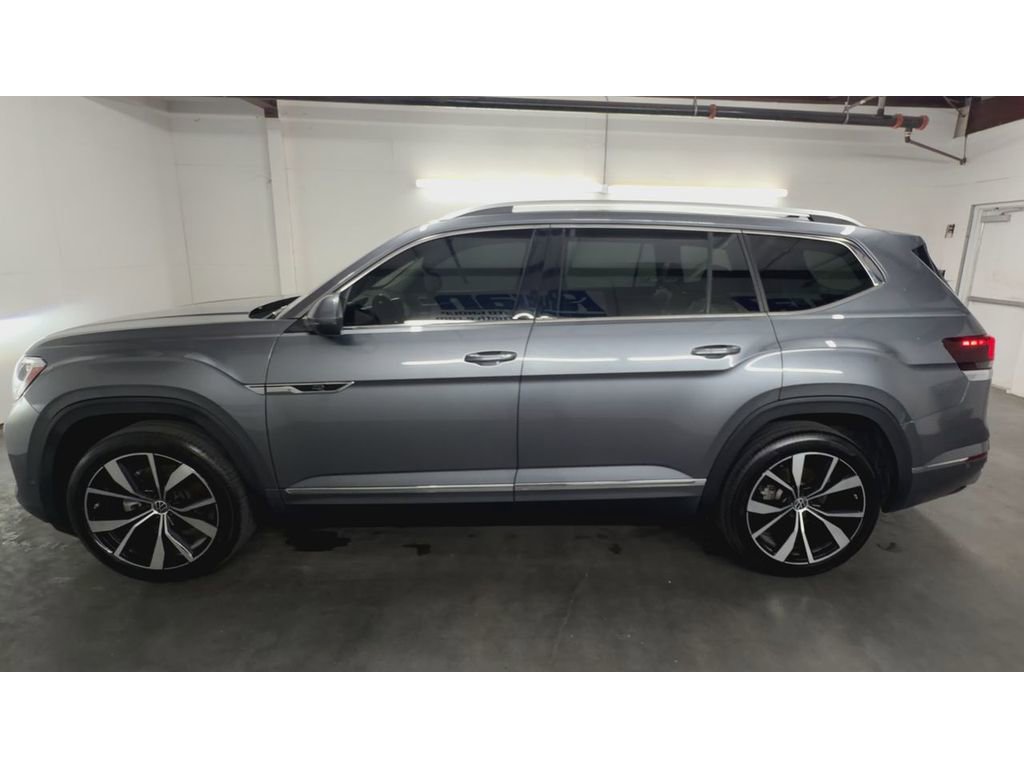 Used 2024 Volkswagen Atlas SEL Premium R-Line AWD/4WD image 5