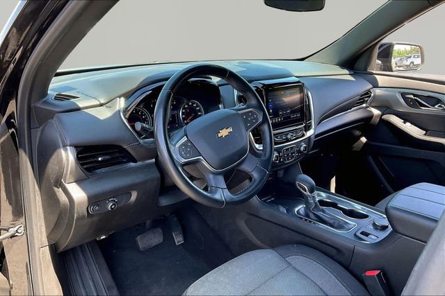 Used 2023 Chevrolet Traverse LT AWD/4WD image 12