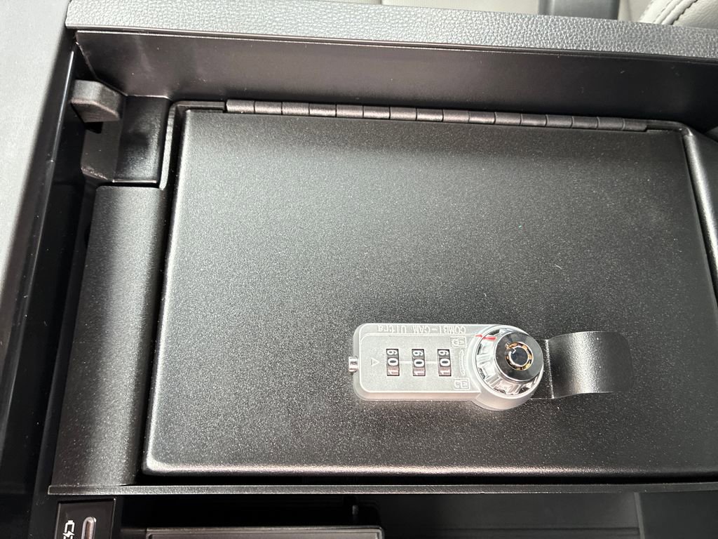 New 2026 Toyota Tundra Limited AWD/4WD image 39