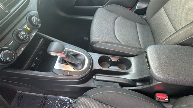 Used 2024 Kia Forte LXS image 19