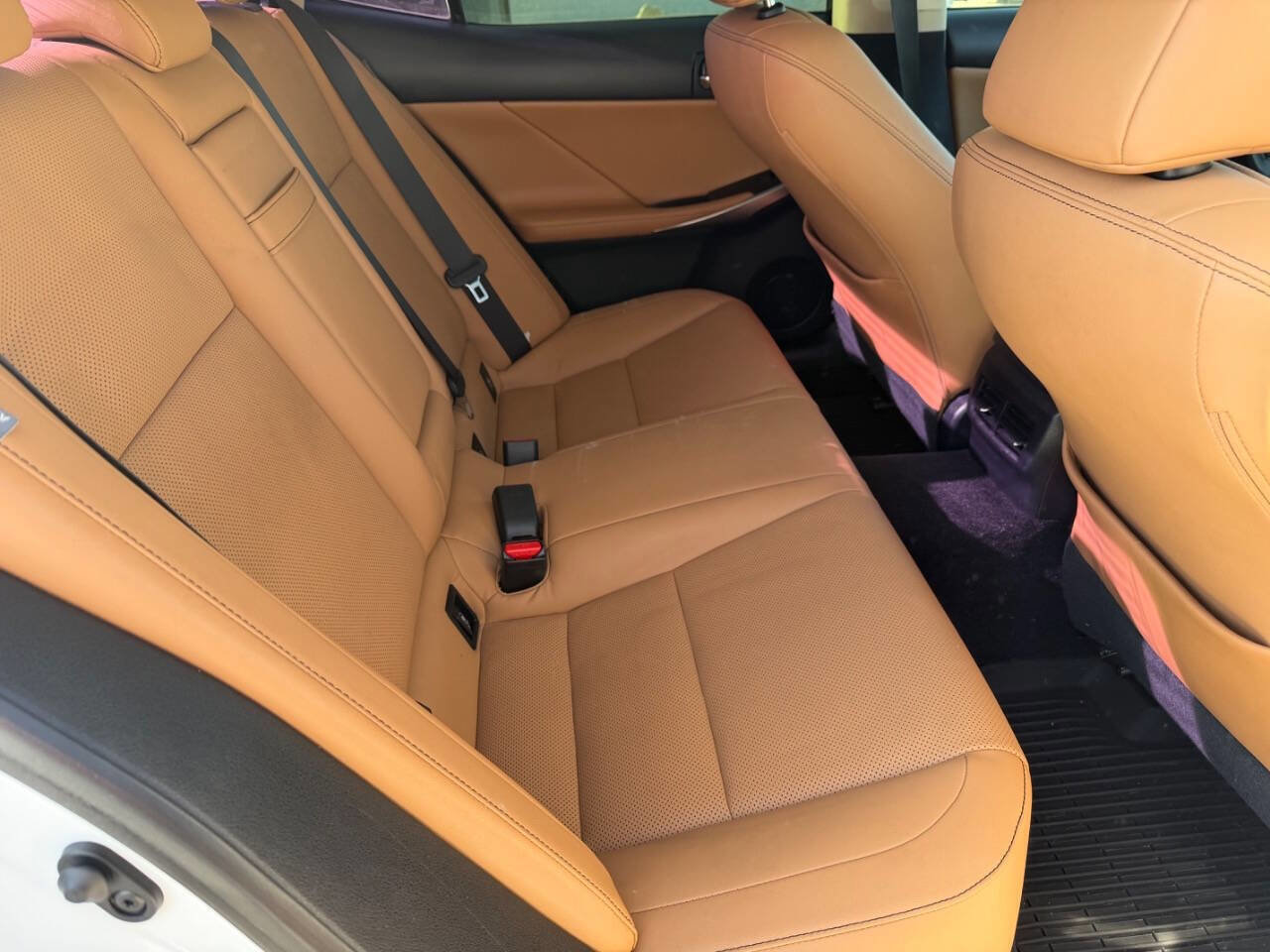 Used 2014 Lexus IS 250 Base 4dr Sedan w/ Navigation Package image 19