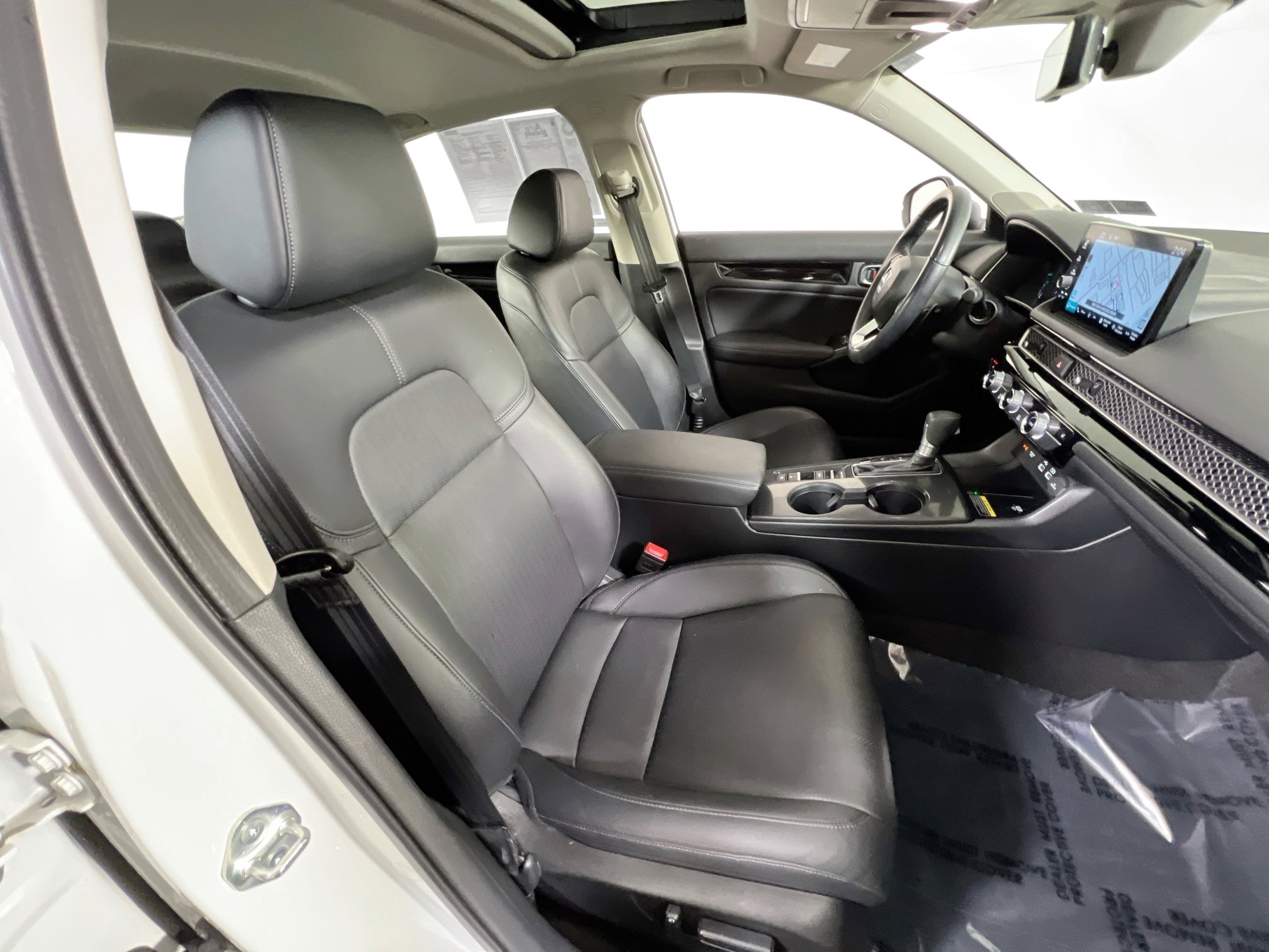 Used 2022 Honda Civic Touring image 28