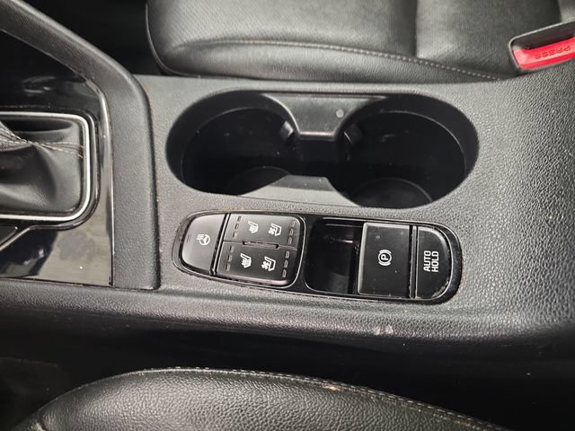 Used 2020 Kia Niro EX Premium FWD image 26