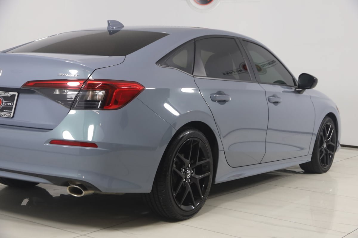 Used 2023 Honda Civic Sport image 36