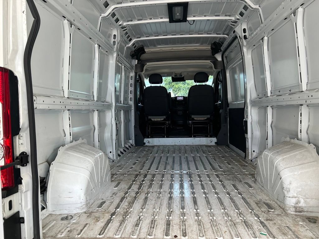Used 2025 RAM ProMaster 2500 w/ Convenience Group FWD image 34