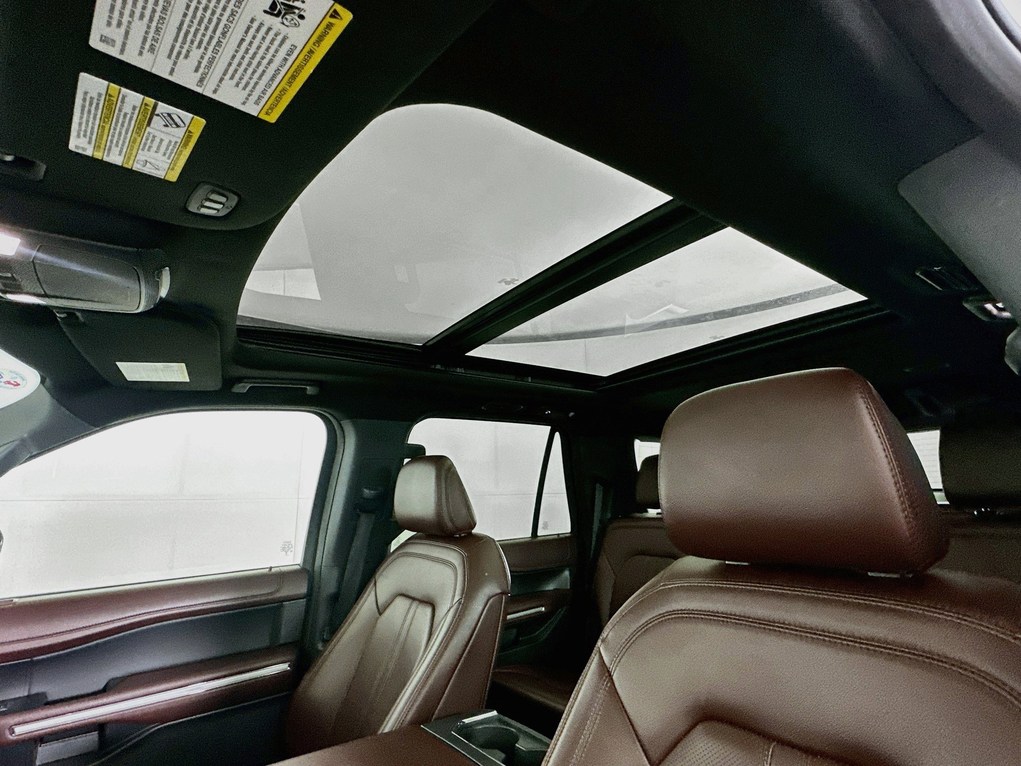 Used 2024 Ford Expedition Limited RWD image 26