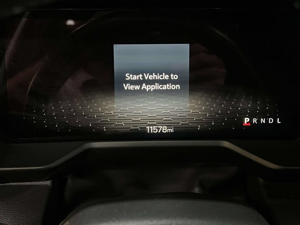 Used 2025 GMC Acadia Elevation FWD image 18