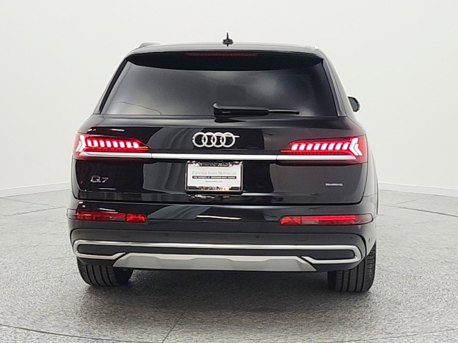 Used 2023 Audi Q7 3.0T Prestige w/ Prestige Package image 6