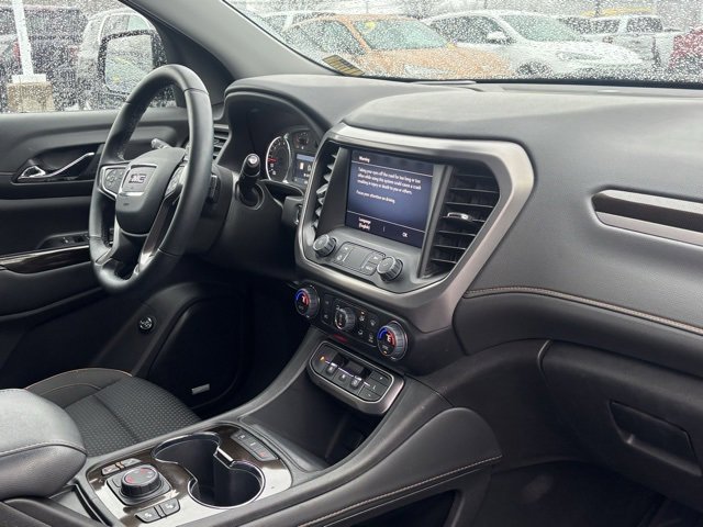 Used 2023 GMC Acadia AT4 image 16