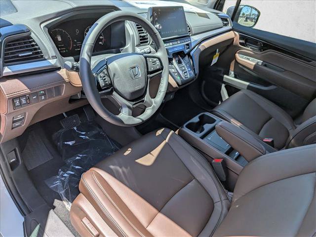 New 2026 Honda Odyssey Touring image 3