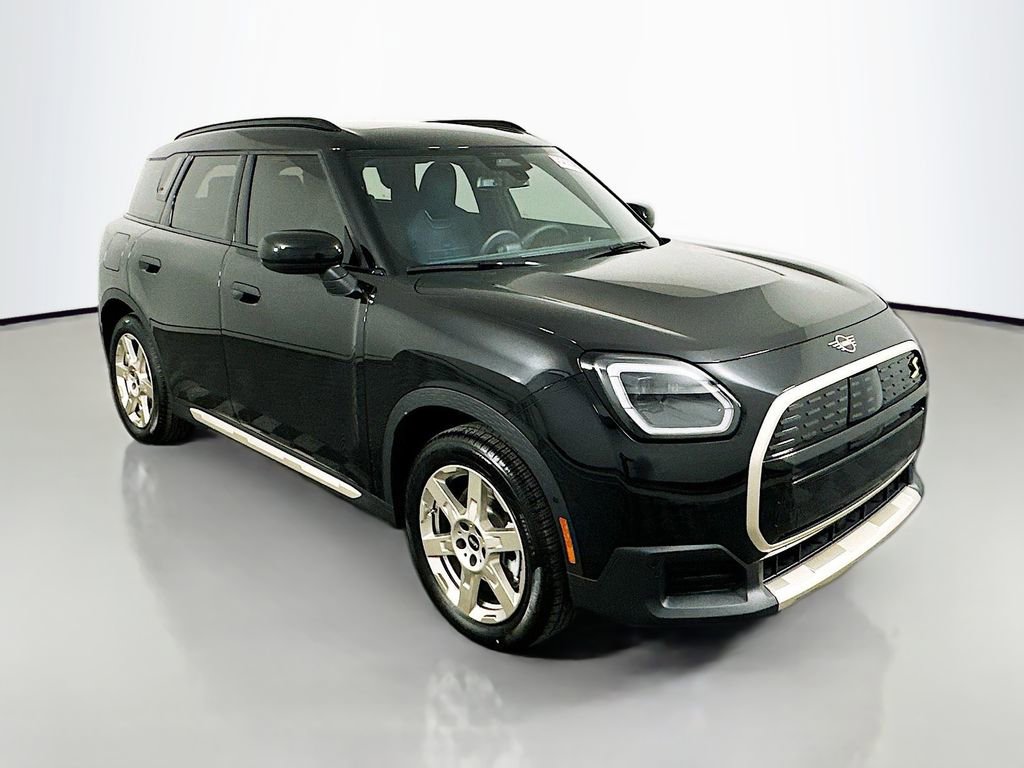 Used 2025 MINI Cooper Countryman SE image 3