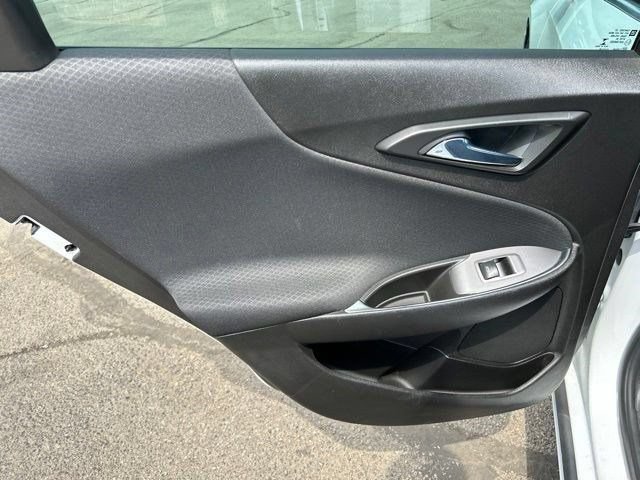 Used 2022 Chevrolet Malibu LT FWD image 34