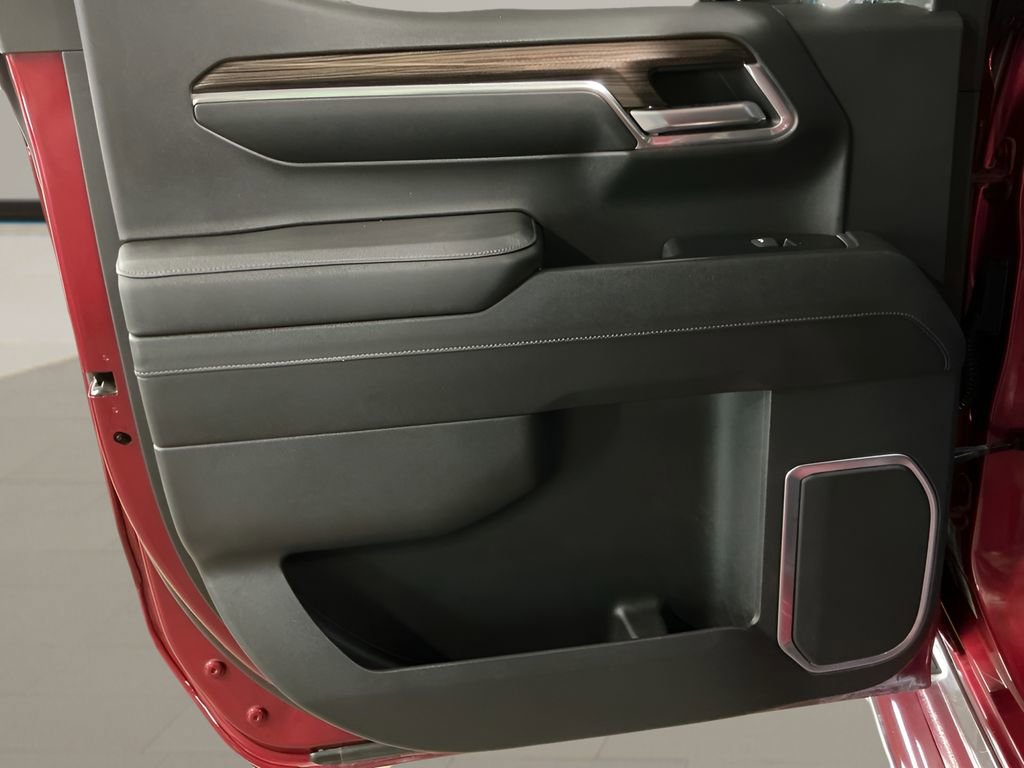 Used 2023 Chevrolet Silverado 1500 RST image 23