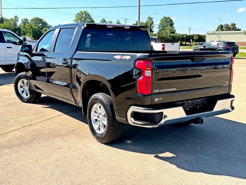 Used 2025 Chevrolet Silverado 1500 LT w/ Work Truck Package AWD/4WD image 6