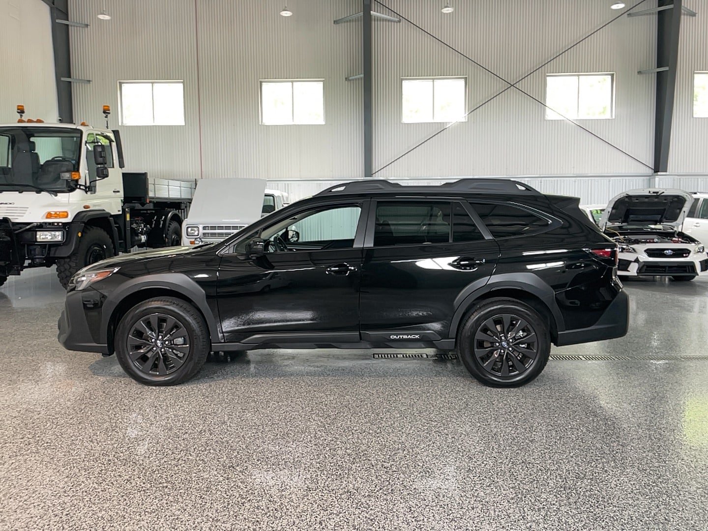 Used 2025 Subaru Outback Onyx Edition AWD/4WD image 4