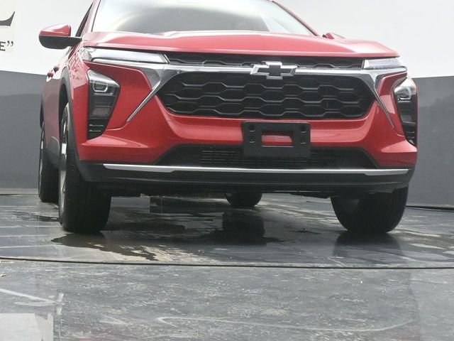 New 2026 Chevrolet Trax LT w/ Driver Confidence Package image 3