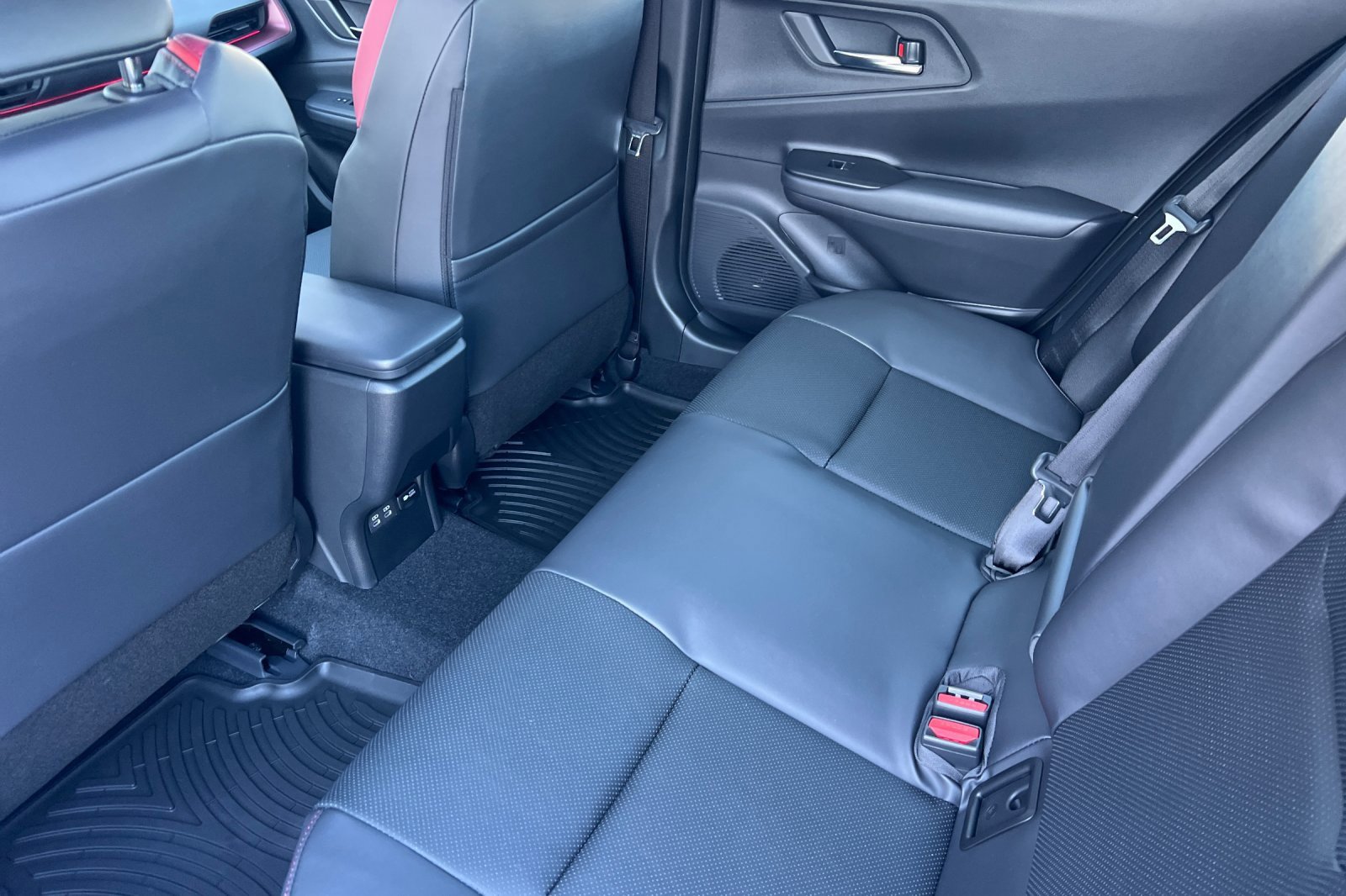 New 2026 Toyota Prius Plug-In Hybrid image 9