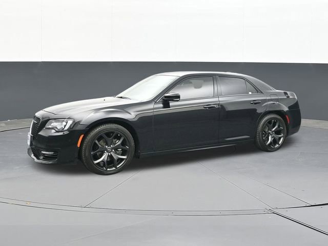 Used 2022 Chrysler 300 Touring L image 6