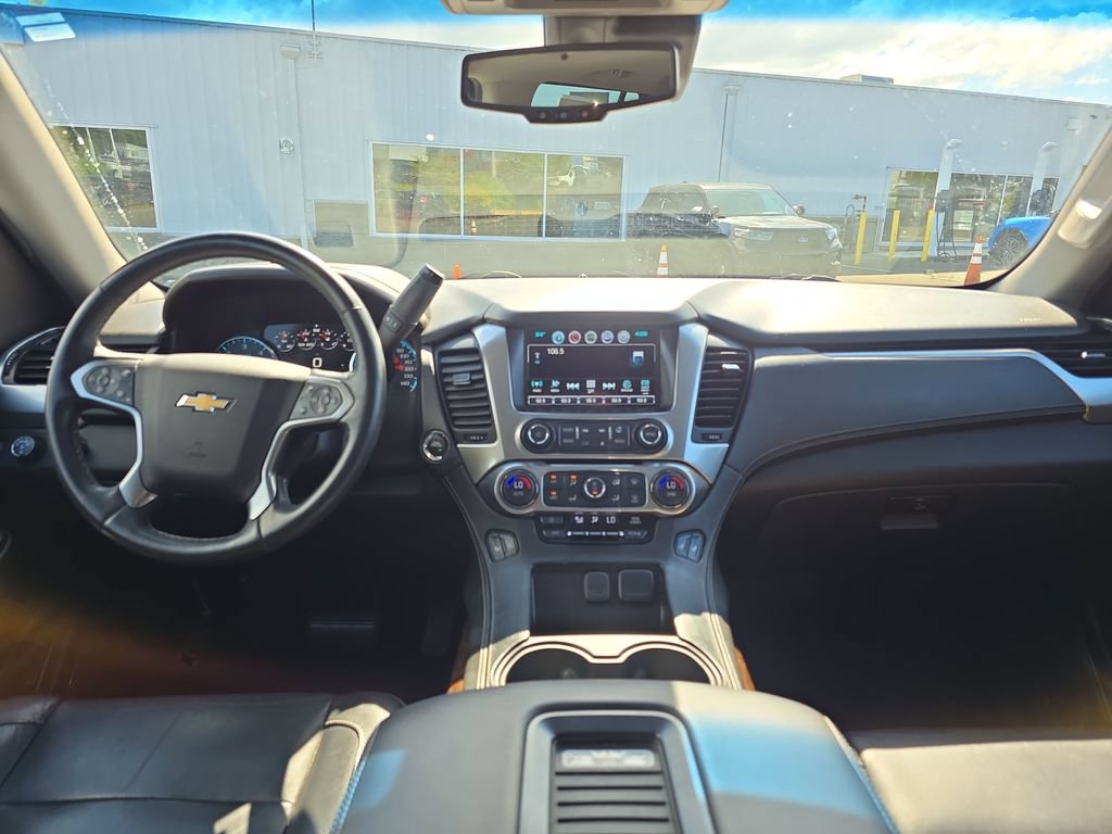 Used 2017 Chevrolet Suburban LT AWD/4WD image 5