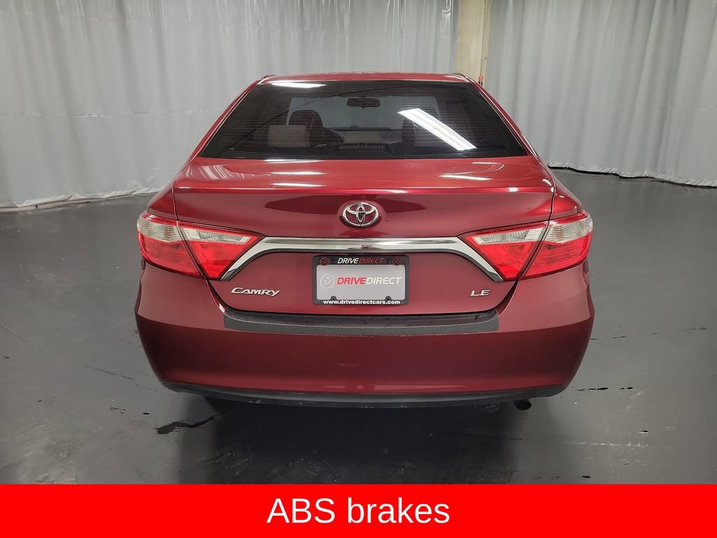 Used 2016 Toyota Camry LE image 7